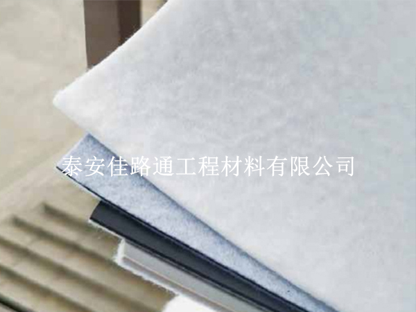 如何巧妙解決復合土工膜接縫問題