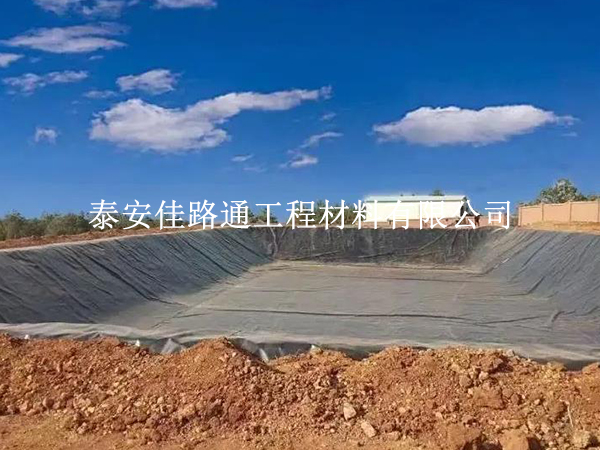 提升水產(chǎn)養(yǎng)殖防滲膜施工穩(wěn)定性的創(chuàng)新技巧 提升水產(chǎn)養(yǎng)殖防滲膜施工穩(wěn)定性的創(chuàng)新技巧